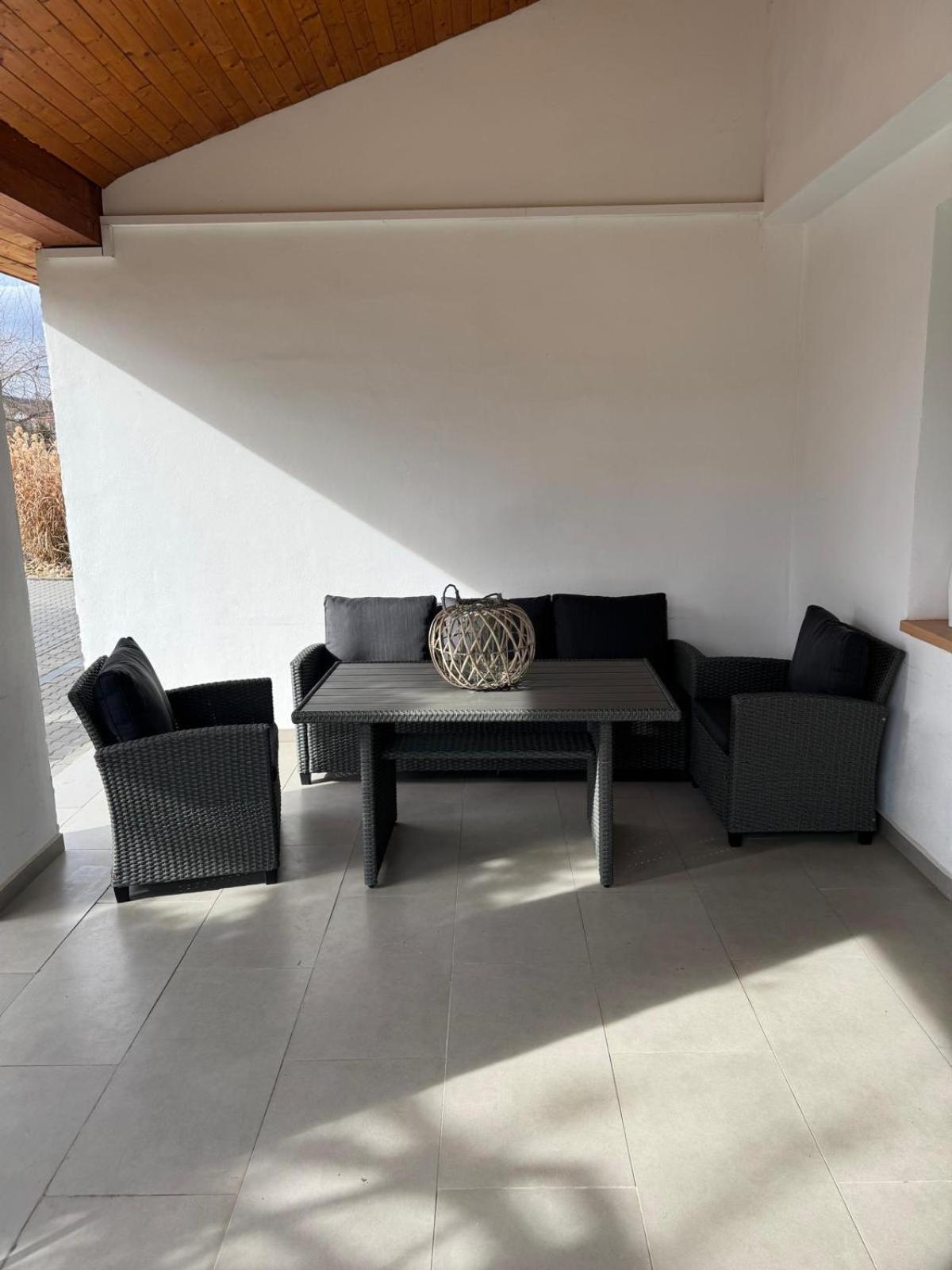 Apartmany U Orecha Boretice Exterior photo