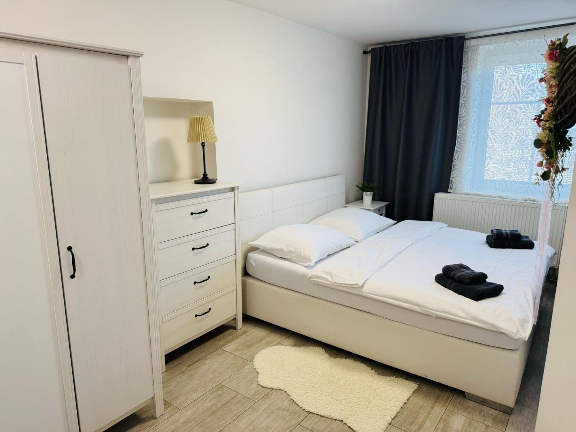 Apartmany U Orecha Boretice Exterior photo